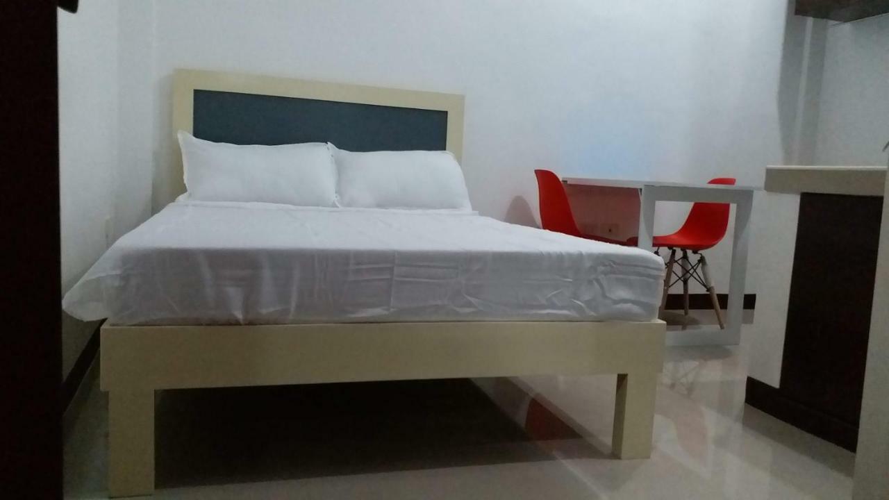 Clark-Pad Inn, Angeles City المظهر الخارجي الصورة