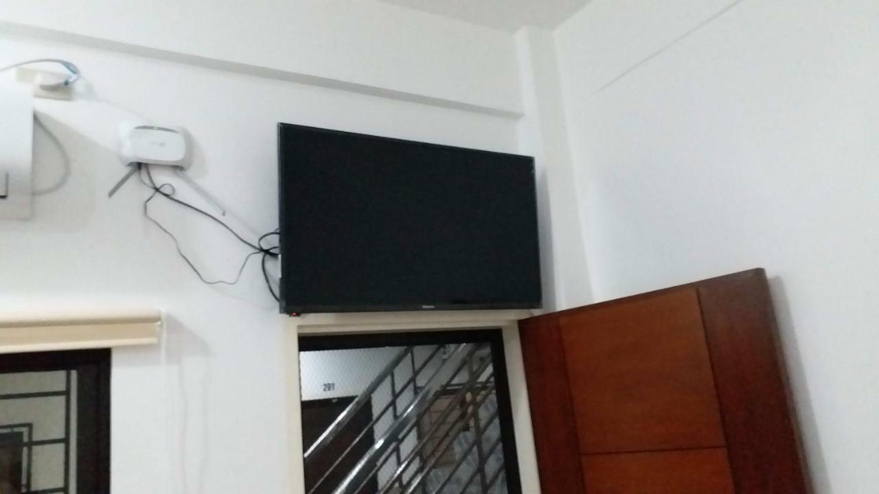 Clark-Pad Inn, Angeles City المظهر الخارجي الصورة