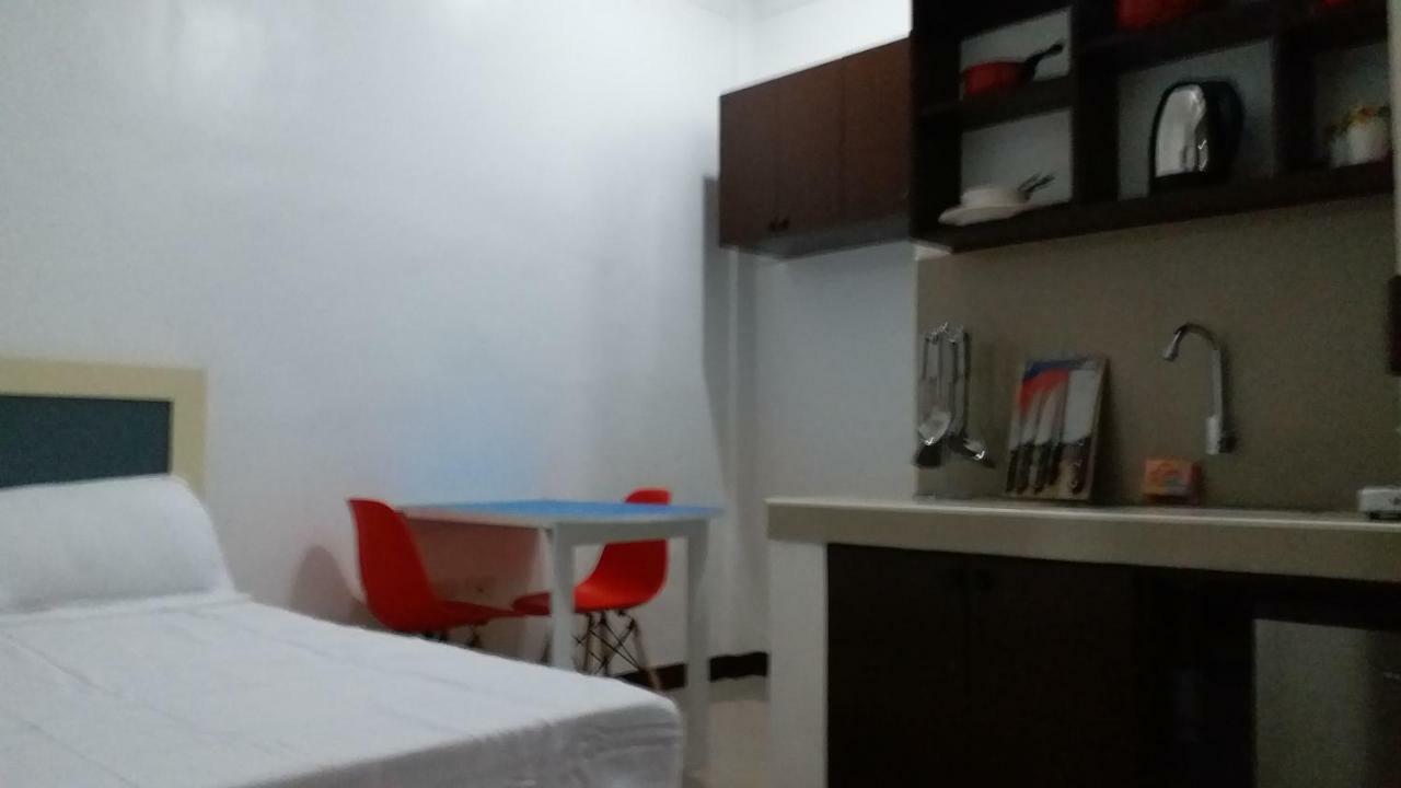 Clark-Pad Inn, Angeles City المظهر الخارجي الصورة