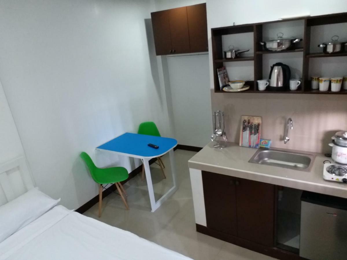 Clark-Pad Inn, Angeles City المظهر الخارجي الصورة