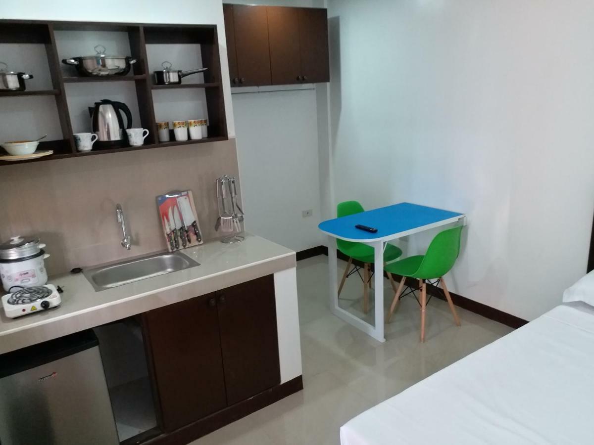 Clark-Pad Inn, Angeles City المظهر الخارجي الصورة