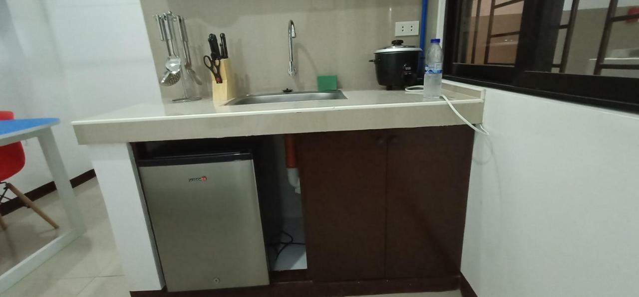 Clark-Pad Inn, Angeles City المظهر الخارجي الصورة