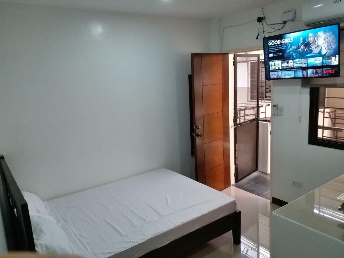 Clark-Pad Inn, Angeles City المظهر الخارجي الصورة