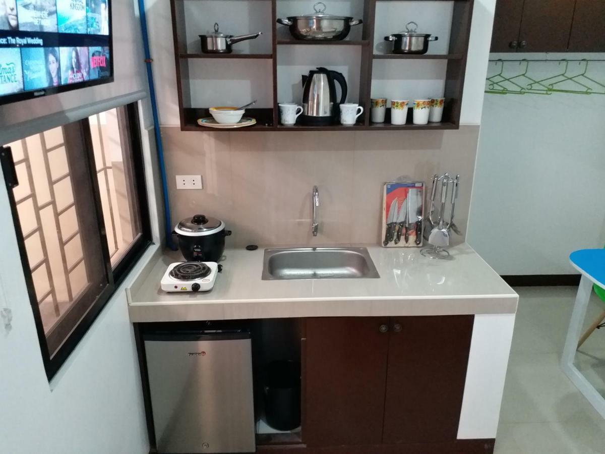 Clark-Pad Inn, Angeles City المظهر الخارجي الصورة