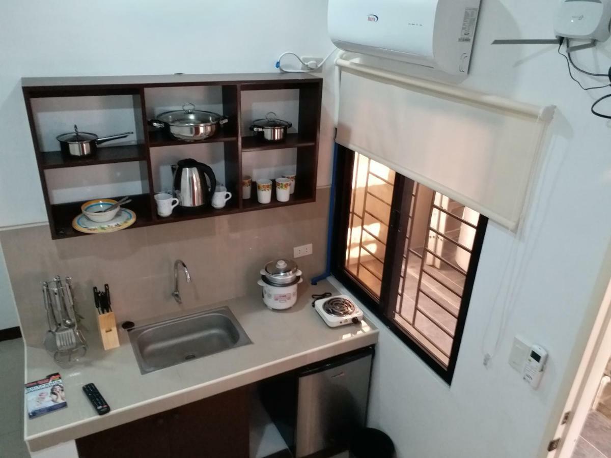 Clark-Pad Inn, Angeles City المظهر الخارجي الصورة