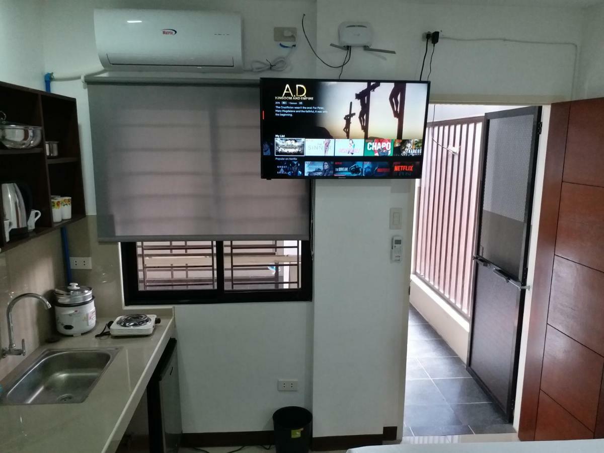 Clark-Pad Inn, Angeles City المظهر الخارجي الصورة